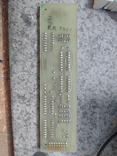 1000062935